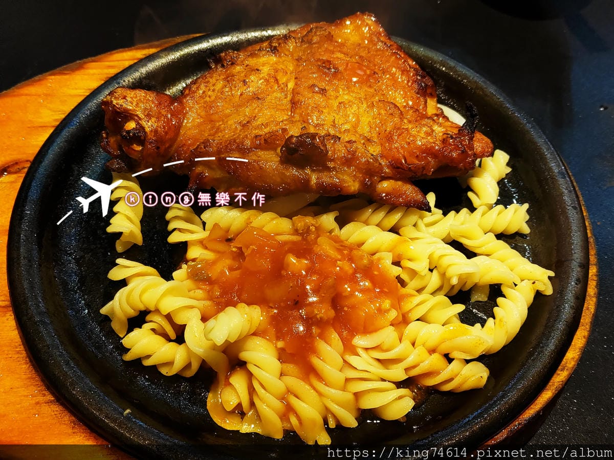 ［桃園 美食］［排餐］平價吃到飽首選-我家牛排