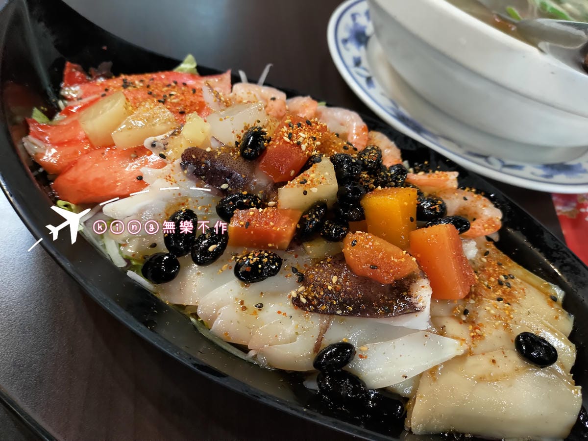 ［新北 美食］水甜食坊 | 近林口發電廠 | 油油亮亮烤全雞
