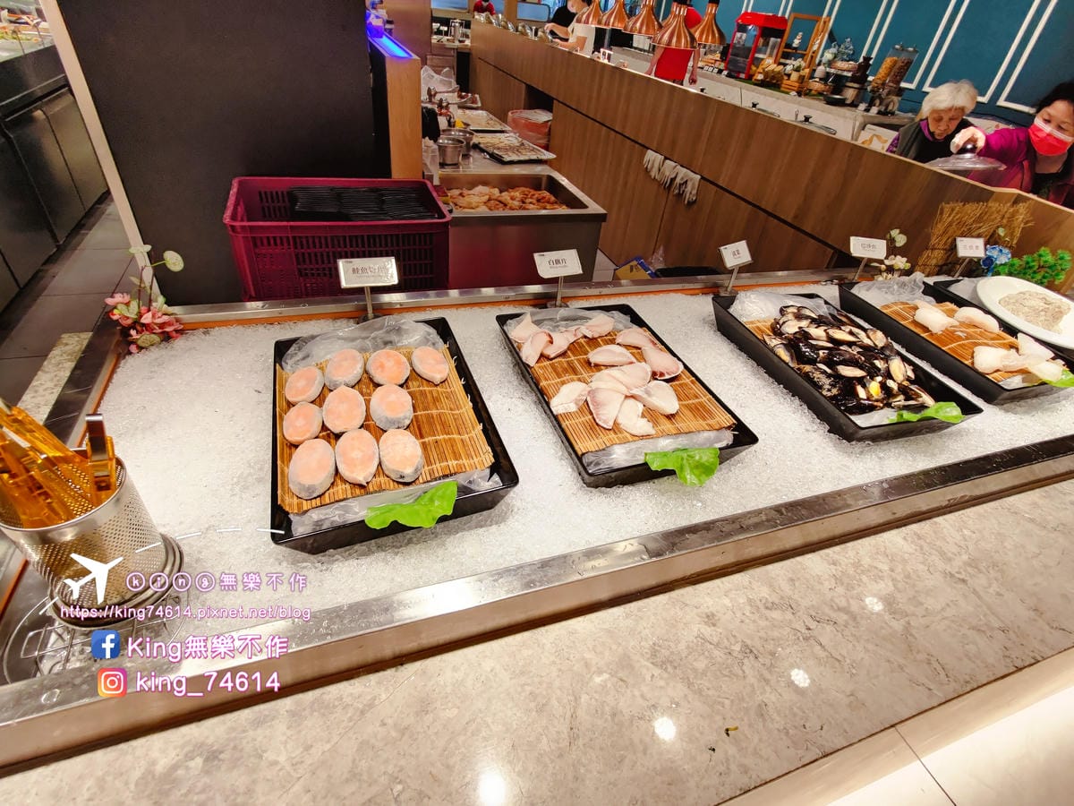 ［內壢 美食］千葉火鍋中壢尊爵館 | 內壢家樂福對面 | 現做舒芙蕾限定 | 火鍋吃到飽