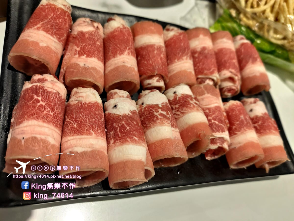［內壢 美食］千葉火鍋中壢尊爵館 | 內壢家樂福對面 | 現做舒芙蕾限定 | 火鍋吃到飽