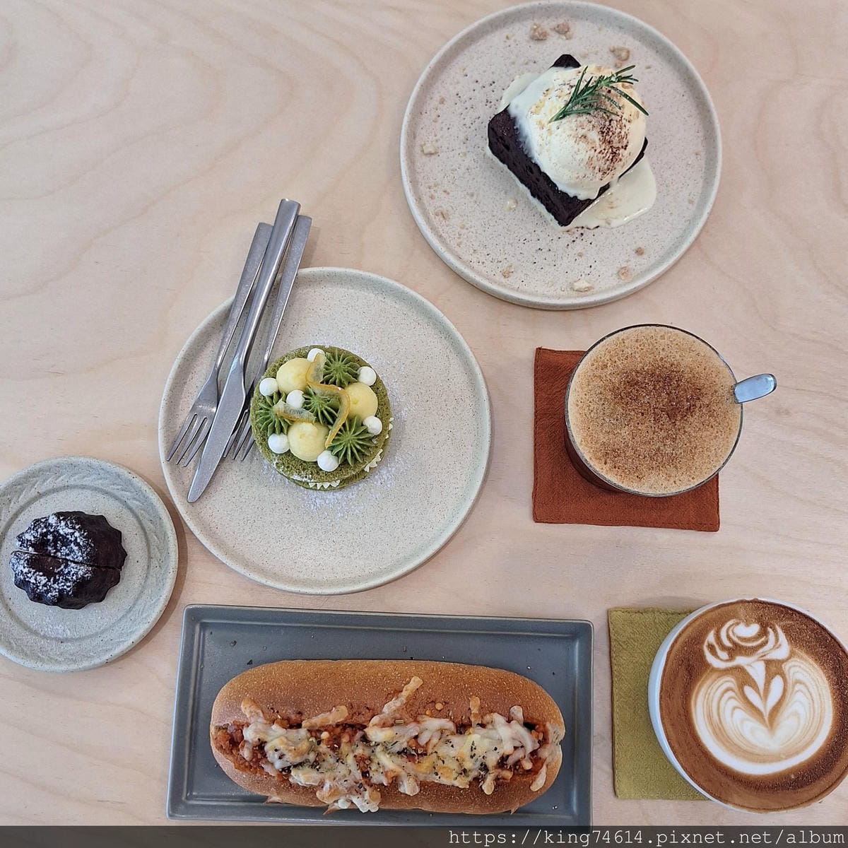 〔桃園 美食〕勻木咖啡｜日式木質文青風咖啡廳｜店家純手工甜點