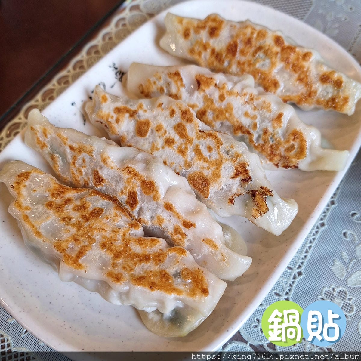 〔中壢 美食〕大四喜北方麵食｜小魚皮蛋拌麵與手工鍋貼｜傳統北