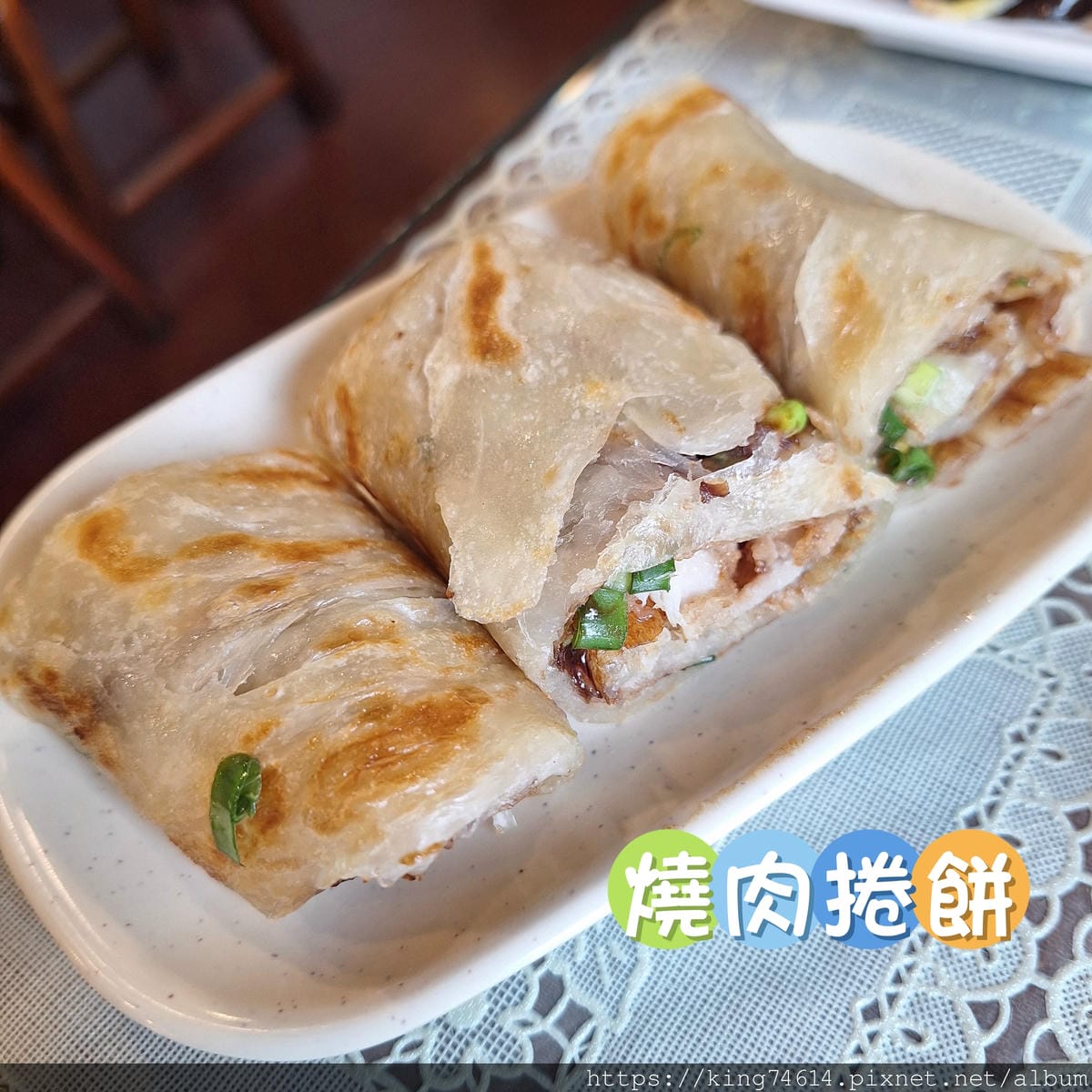 〔中壢 美食〕大四喜北方麵食｜小魚皮蛋拌麵與手工鍋貼｜傳統北