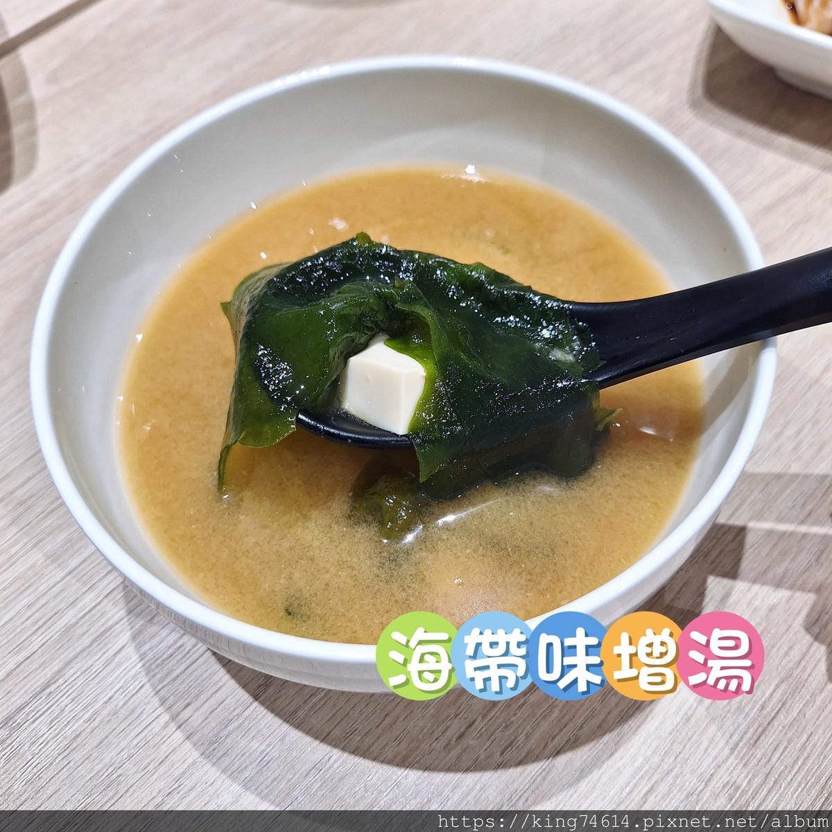 〔新竹 美食〕津叁雞肉飯|新竹必吃貢丸湯|竹科低脂鮮嫩雞首選 〔新竹 美食〕津叁雞肉飯|新竹必吃貢丸湯|竹科低脂鮮嫩雞首選