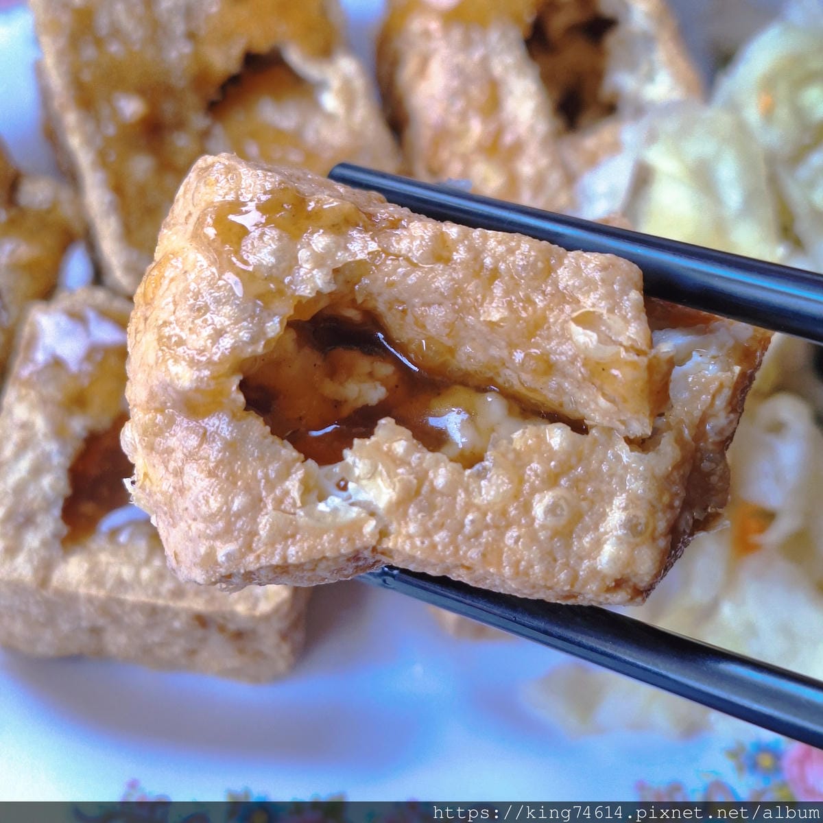 〔苗栗 美食〕通霄廟口阿嬤臭豆腐｜廟口經典美食｜臭豆腐與藥膳