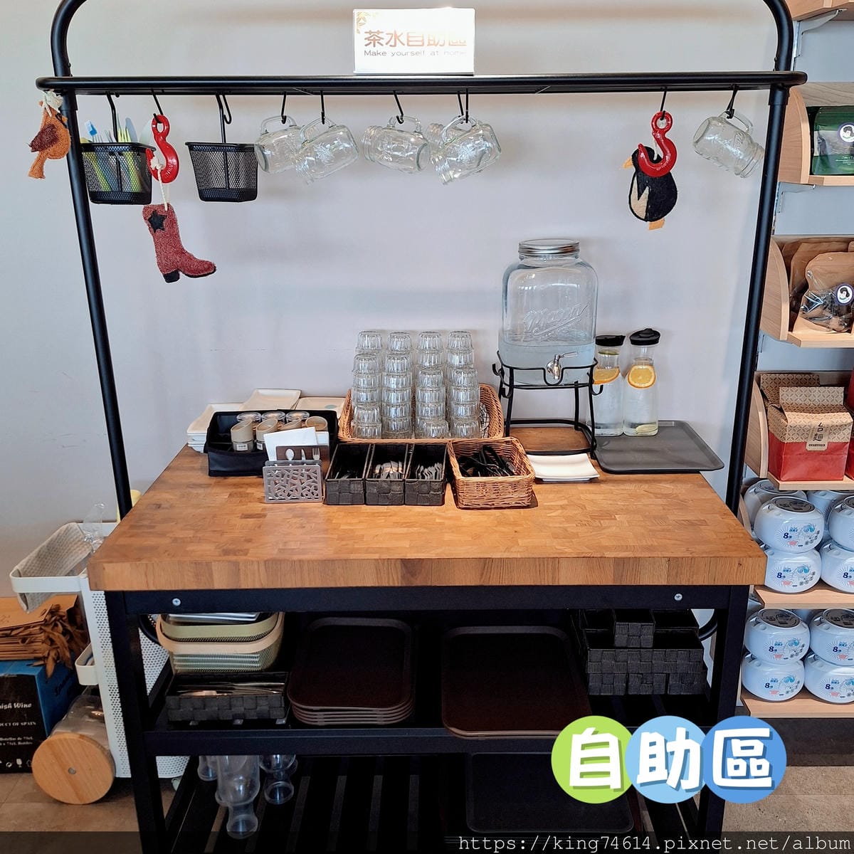 〔桃園 美食〕秘覓良品山上花兒開了咖啡景觀餐廳｜山中秘境玻璃
