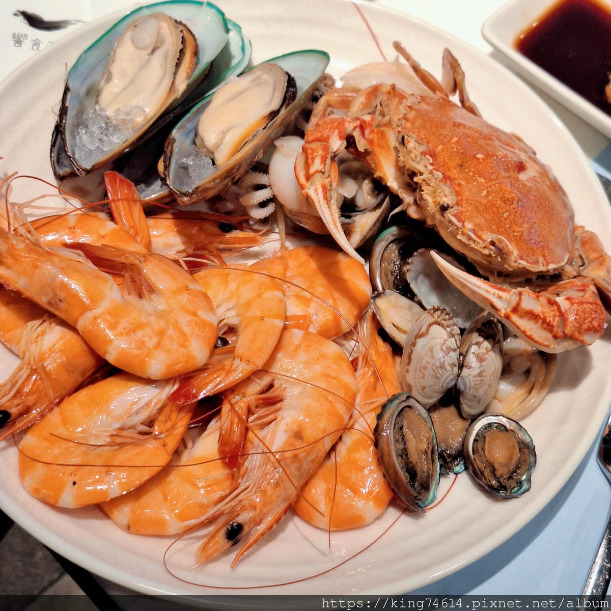 〔桃園 美食〕饗食天堂|超過百種菜色吃到飽|生魚片、烤鴨、客 〔桃園 美食〕饗食天堂|超過百種菜色吃到飽|生魚片、烤鴨、客