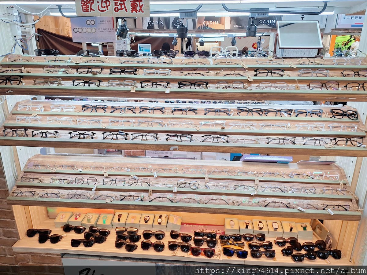 〔台中 探店〕二町眼鏡|一中商圈必逛質感眼鏡行!30分鐘快速 〔台中 探店〕二町眼鏡|一中商圈必逛質感眼鏡行!30分鐘快速