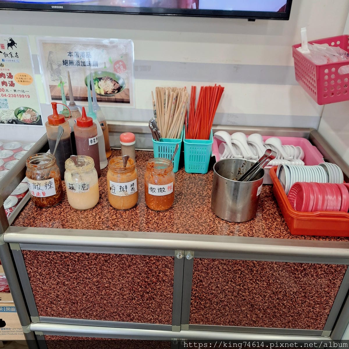 〔台中 美食〕牛谷｜向上市場平價麵館推薦！超澎湃滿漢牛肉麵必