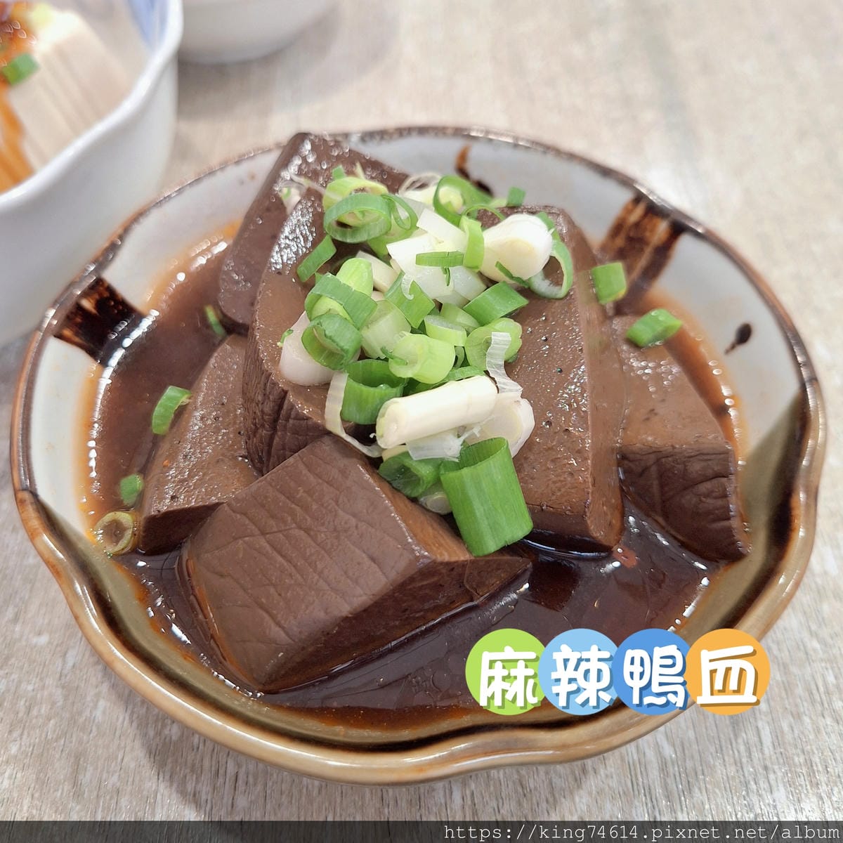 〔台中 美食〕牛谷｜向上市場平價麵館推薦！超澎湃滿漢牛肉麵必