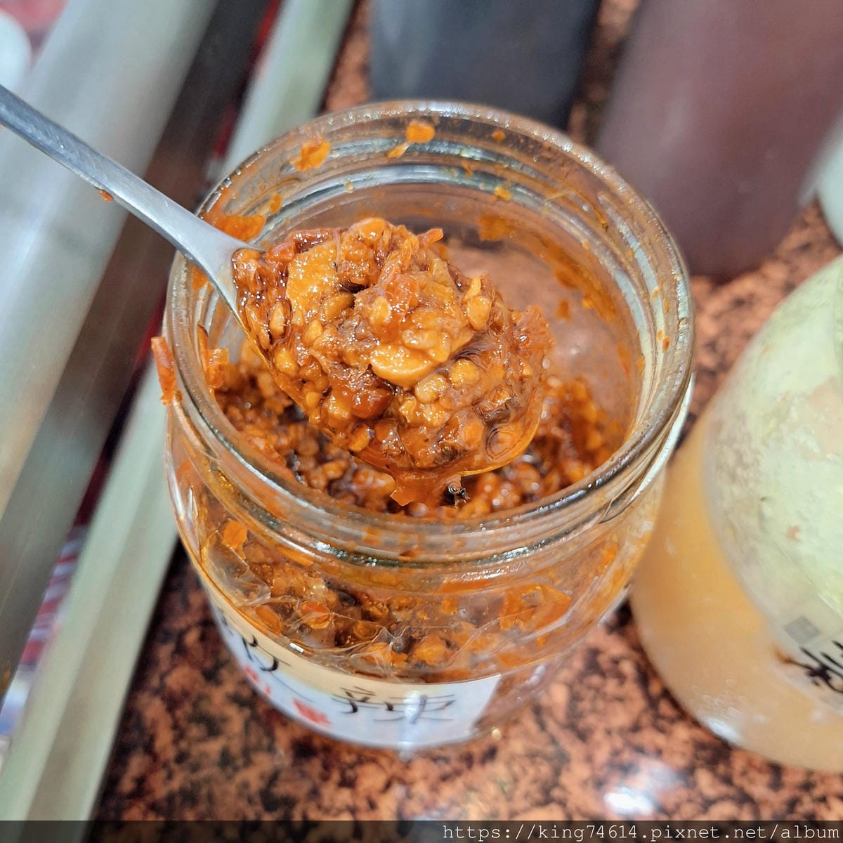 〔台中 美食〕牛谷｜向上市場平價麵館推薦！超澎湃滿漢牛肉麵必