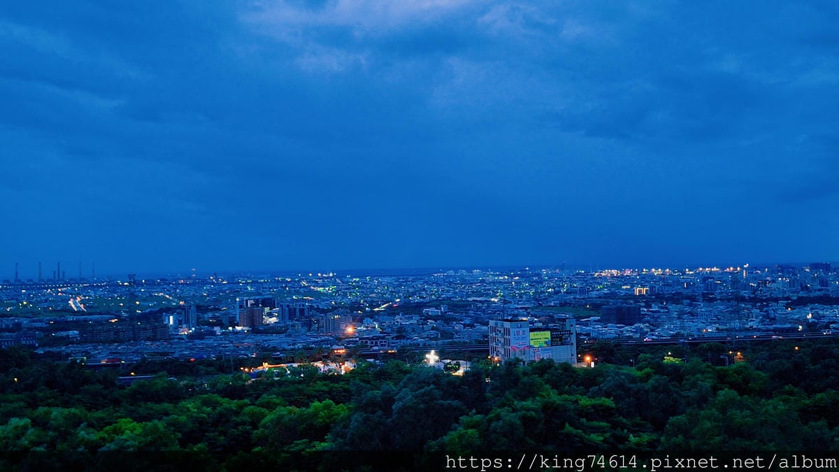 〔台中 美食〕帆杋望海｜台中夜景餐廳推薦！從夕陽吃到夜色，美