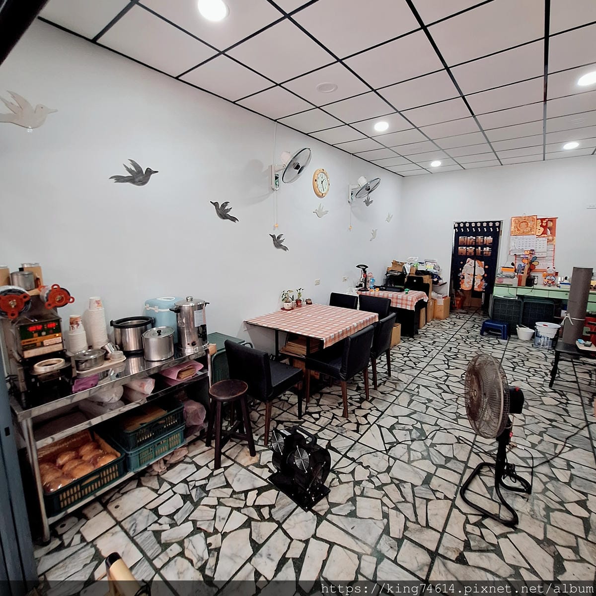 〔裝潢 開箱〕立邦淨味五合一乳膠漆|30年早餐店5天翻新|立 〔裝潢 開箱〕立邦淨味五合一乳膠漆|30年早餐店5天翻新|立