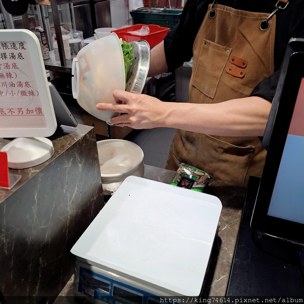 〔林口 美食〕蹭秤麻辣燙|長庚附近高CP麻辣燙!湯乾任選、飲 〔林口 美食〕蹭秤麻辣燙|長庚附近高CP麻辣燙!湯乾任選、飲