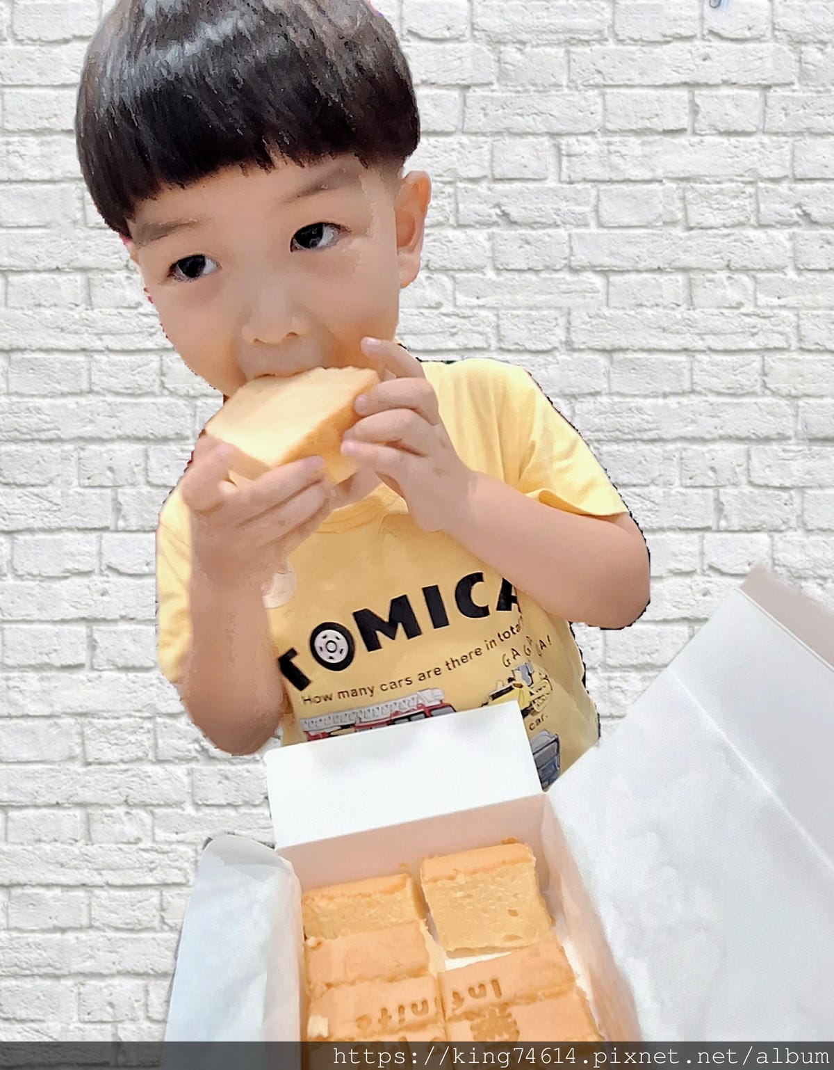 〔中壢 美食〕初蛋糕｜隱藏在忠貞市場的豆漿古早味蛋糕，榮獲世