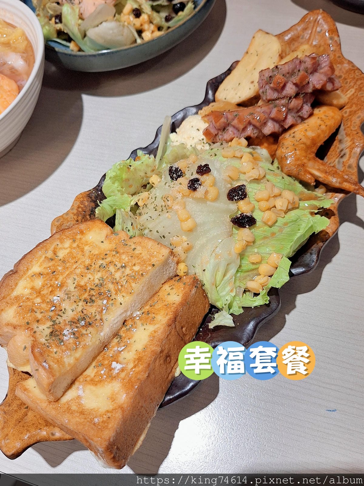 〔台北 美食〕拿靠早午餐|爆汁鐵板麵、舒肥雞沙拉超療癒!一週 〔台北 美食〕拿靠早午餐|爆汁鐵板麵、舒肥雞沙拉超療癒!一週