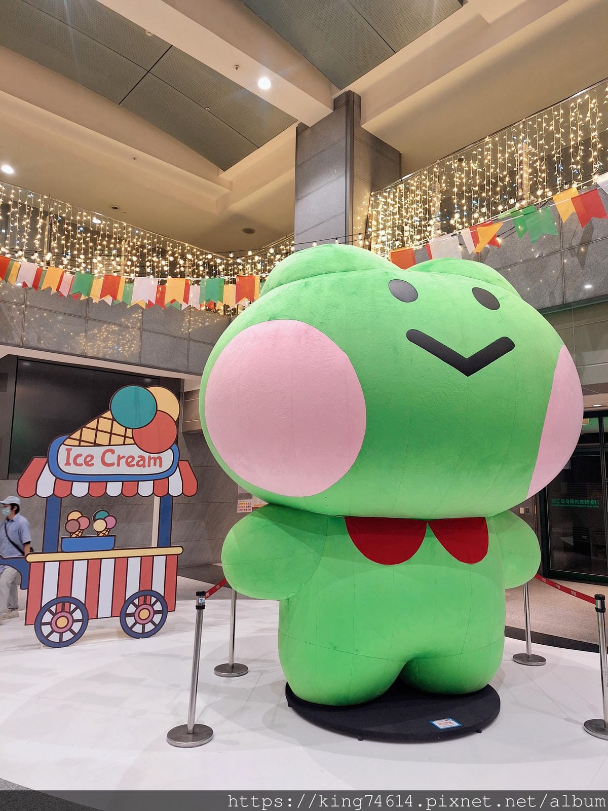 〔冬季 必訪〕2025新北耶誕城|LINE FRIENDS主 〔冬季 必訪〕2025新北耶誕城|LINE FRIENDS主