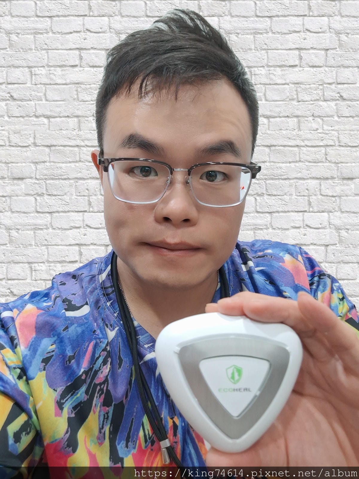 〔3C 好物〕光合電子樹質感車用除臭器心得:0分貝運作還能 〔3C 好物〕光合電子樹質感車用除臭器心得:0分貝運作還能