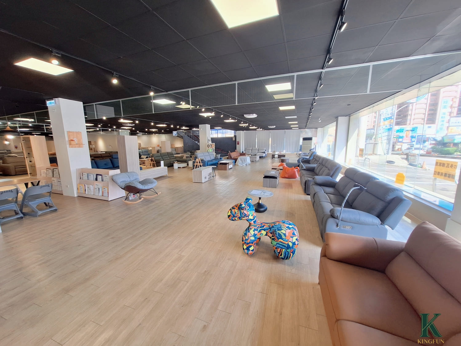 〔中壢 探店〕多瓦娜家居｜平價家具真的能坐、能躺又耐用嗎？
