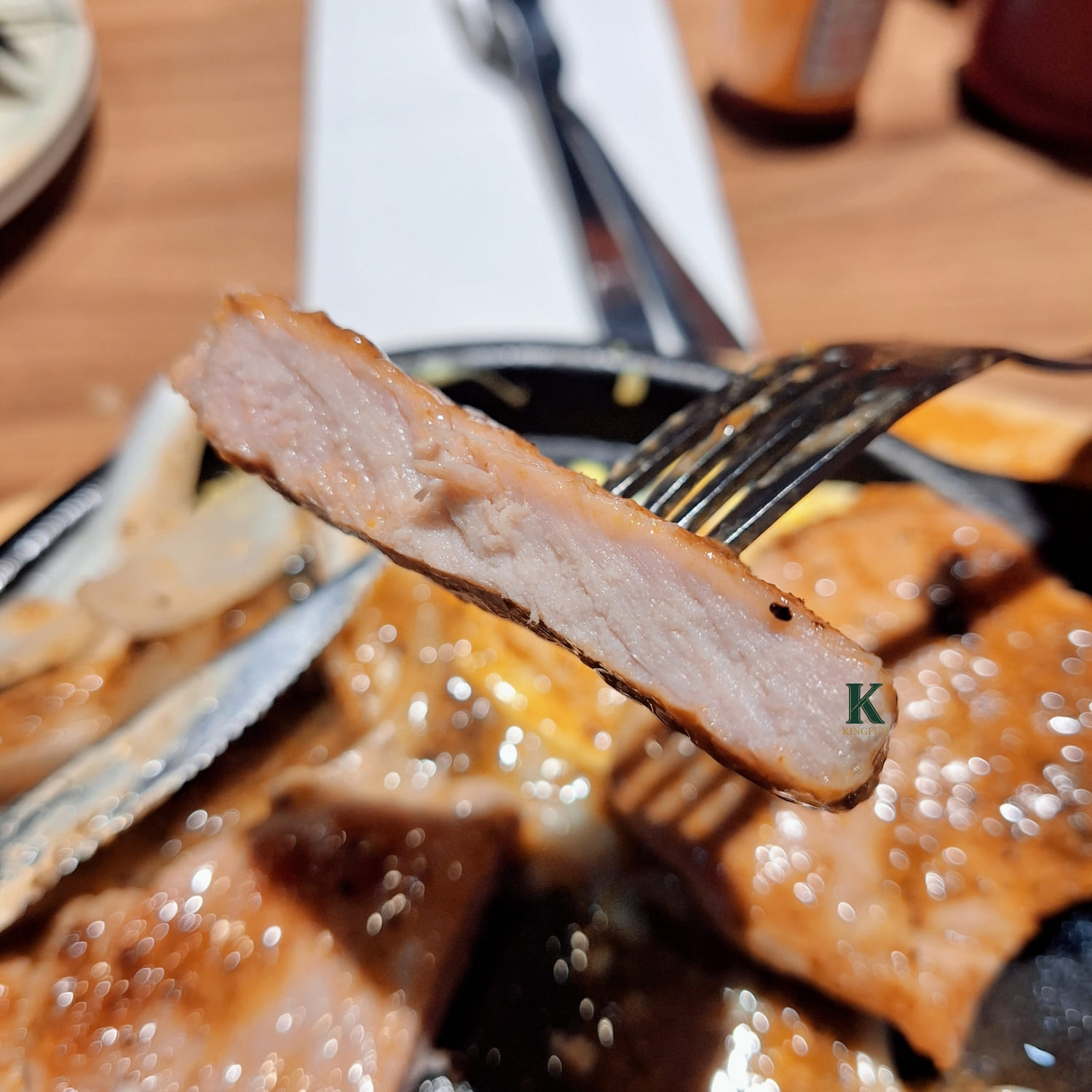 〔桃園 美食〕艾佳牛排館｜在地人最推牛排，你喜歡幾分熟？